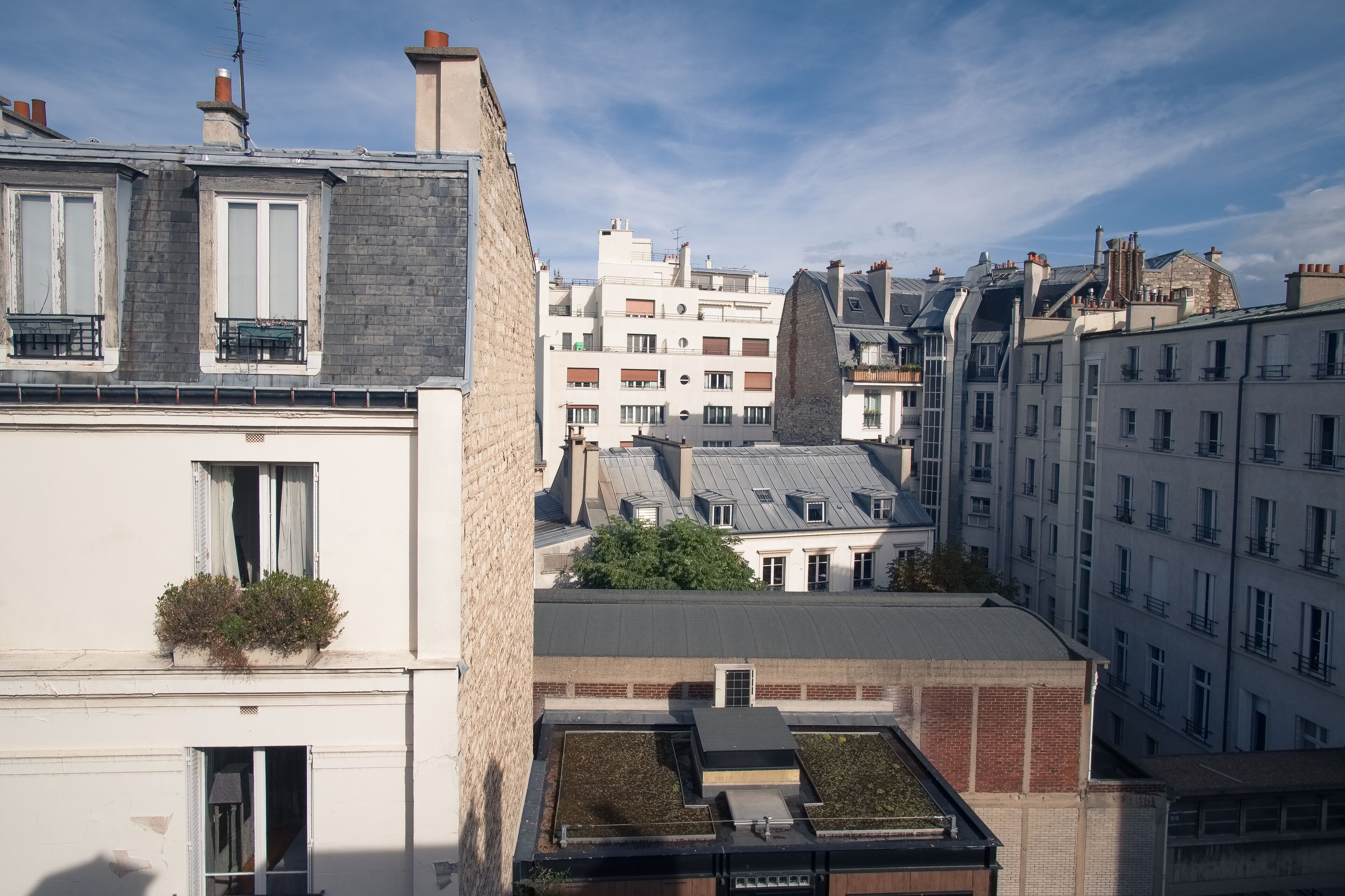 top floor room with hammam | premium bedding, down duvets, pillow-top beds, minibar