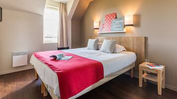 House 6 people - 2 bedrooms - Fireplace- Terrace | 1 bedroom, soundproofing, iron/ironing board, cribs/infant beds