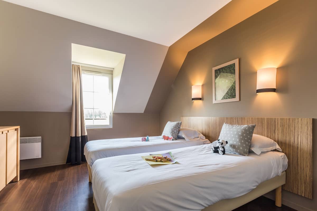 House 5 people - 1 bedroom - Fireplace - Terrace | Soundproofing, iron/ironing board (on request), cots/infant beds