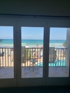 Beach/ocean view