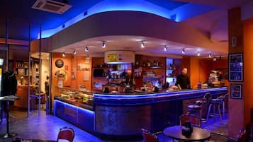 Bar (en la propiedad)