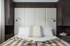 Literie de qualité supérieure, couette en duvet d'oie, minibar, bureau