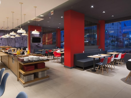 Lunch and dinner served, Regional cuisine