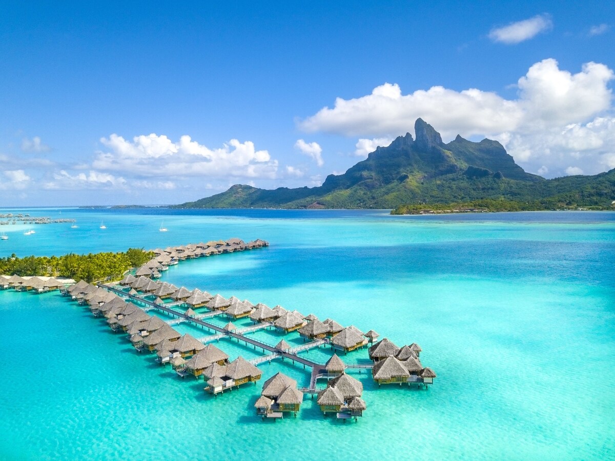 The St. Regis Bora Bora Resort Reviews, Deals & Photos 2023 Expedia