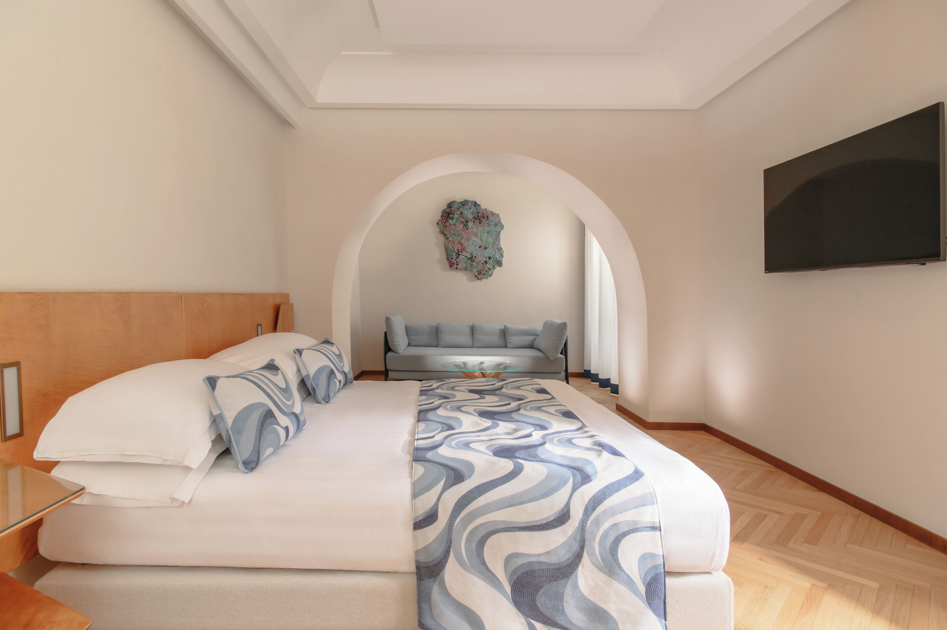 Couette en duvet d'oie, minibar, coffres-forts dans les chambres, bureau