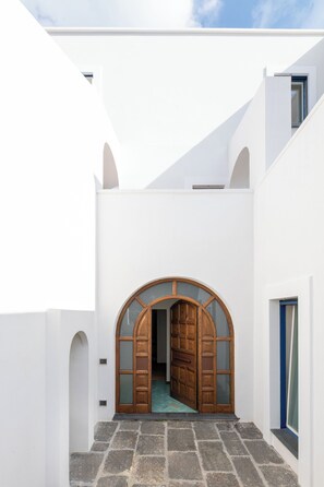 Front of property - Relais Regina Giovanna (Sorrento)