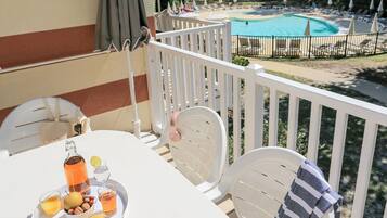 Appartement 7 personnes - 1 chambre + 1 coin nuit - Terrasse ou balcon | Terrasse/Patio
