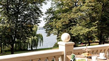 Deluxe Double Room, Alster View  | Balcony view