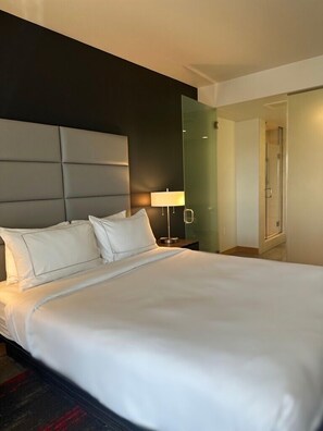 Room, 1 Queen Bed | Premium bedding, pillowtop beds, in-room safe, desk - hotelVetro Iowa City, Tapestry Collection by Hilton (Iowa City)