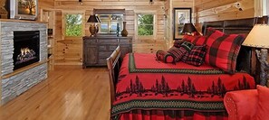 Chalet rustique luxueux, 1 chambre, baignoire à remous, vue sur la montagne (Sleeps up to 8 ) | Fer et planche à repasser, lit de bébé (supplément), Wi-Fi (supplément)