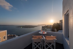 Suite (Rigoletto) Caldera View | Balcony