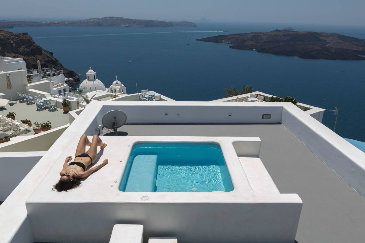Villa (La Vida Breve) Outdoor Hot Tub Panoramic Caldera View | View from room