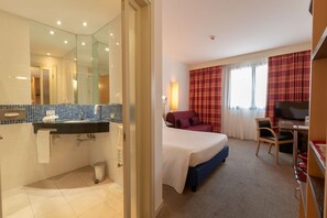 Shower, eco-friendly toiletries, hair dryer, bidet - Best Western Palace Inn Hotel (Ferrara)