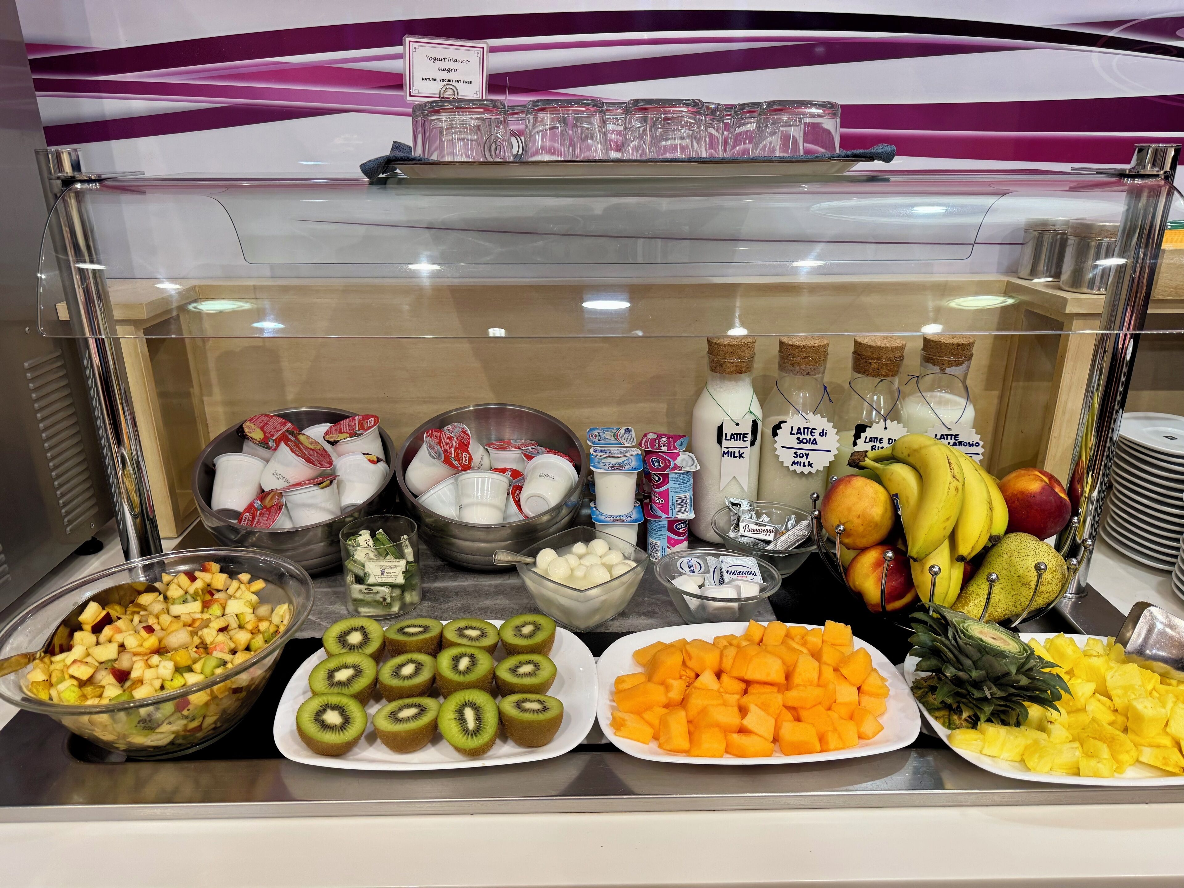 daily buffet breakfast (eur 9 per person)