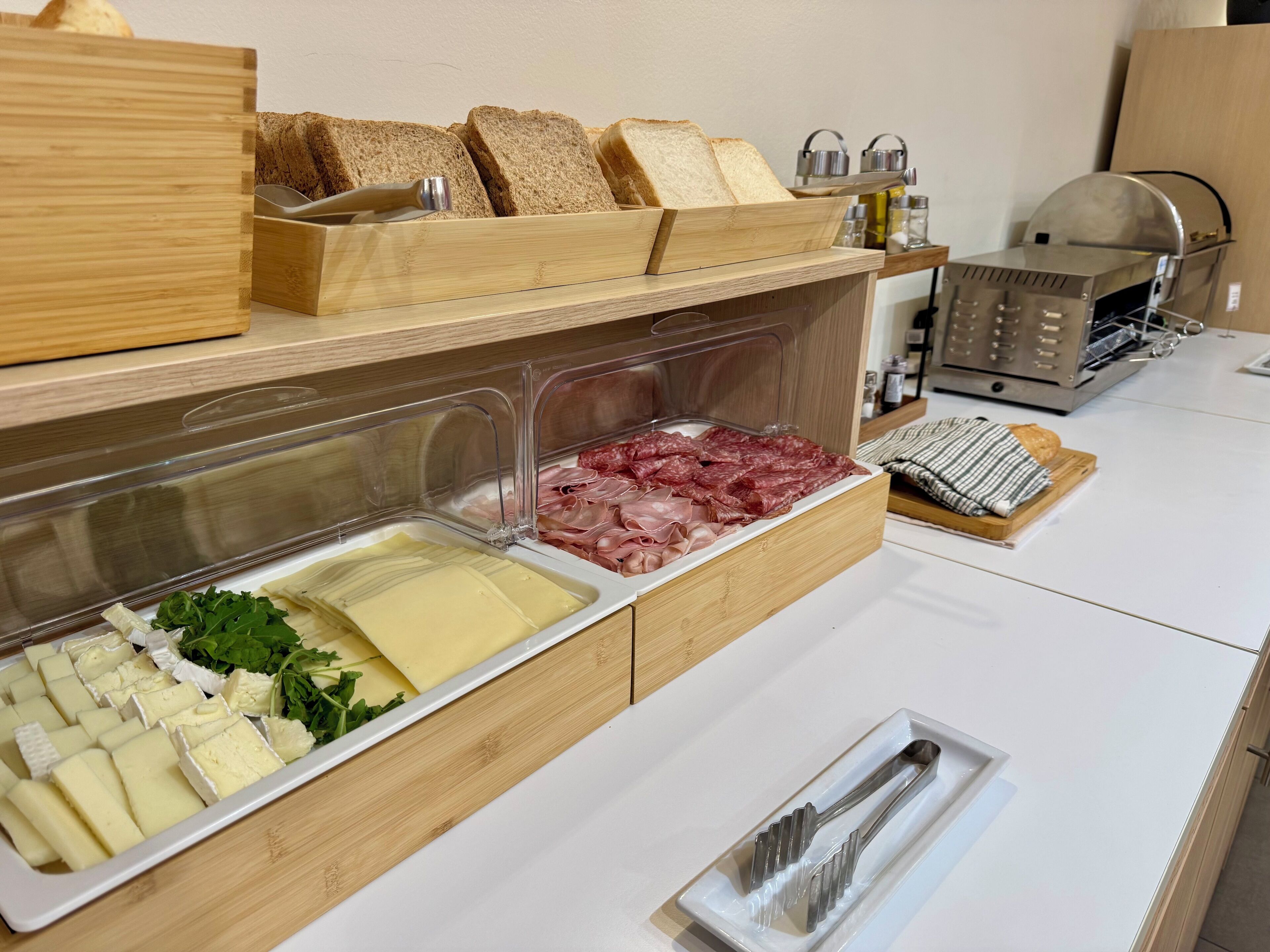 daily buffet breakfast (eur 9 per person)