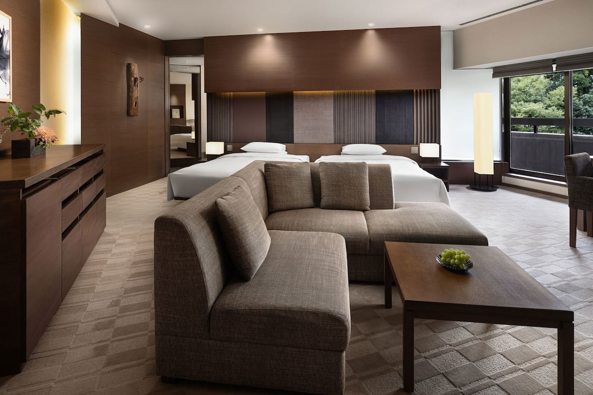 Minibar, in-room safe, desk, blackout curtains