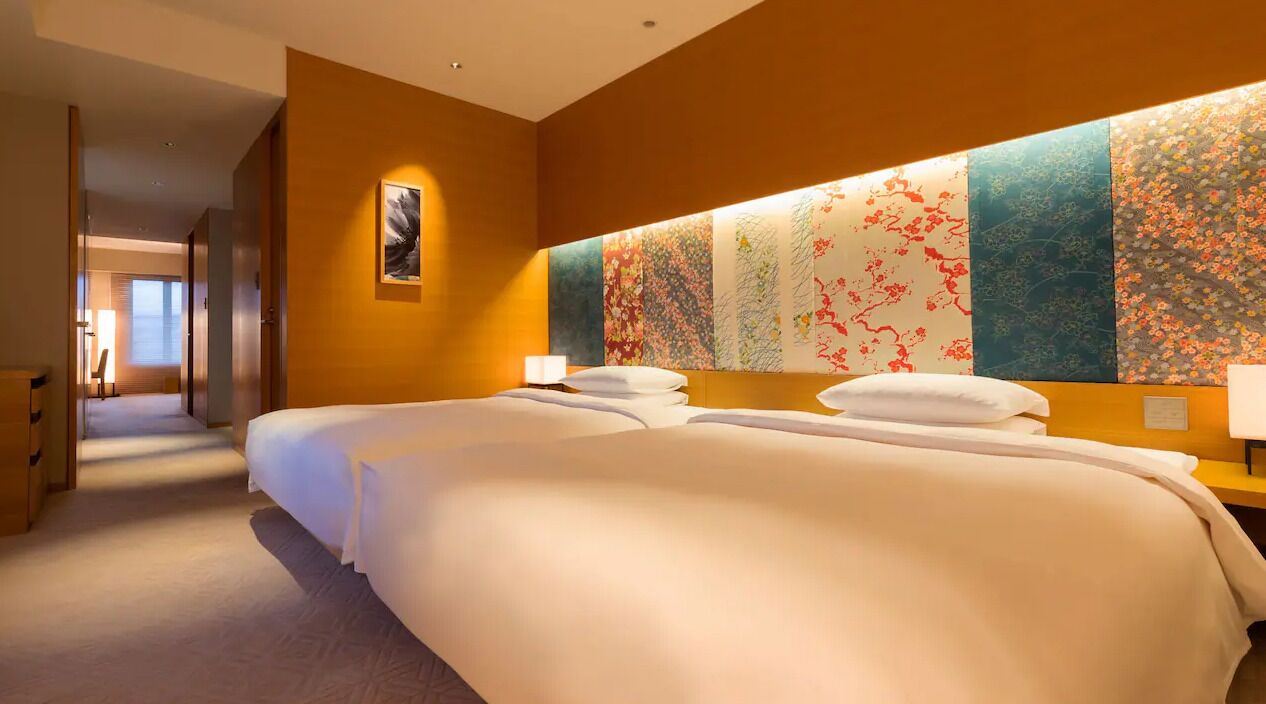 Minibar, in-room safe, desk, blackout drapes