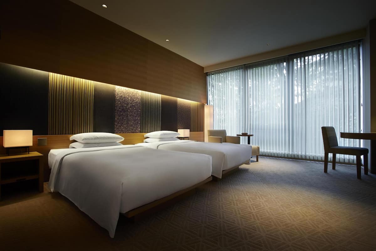 Deluxe Room, 2 Single Beds | Minibar, in-room safe, desk, blackout curtains