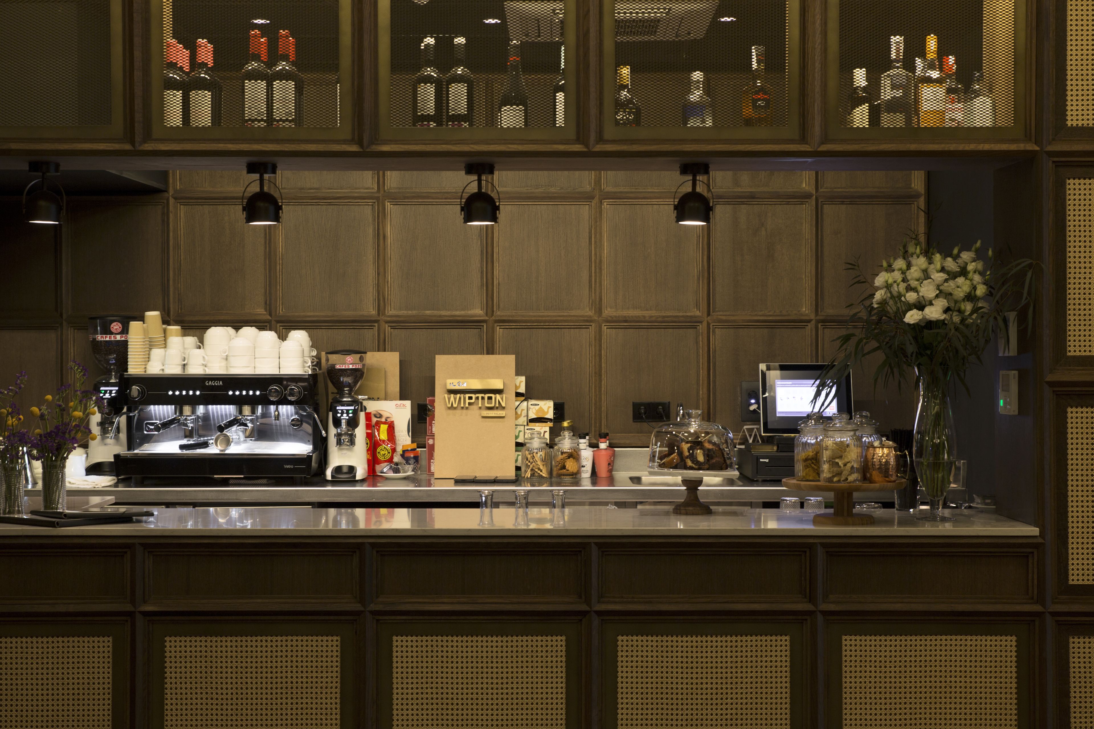 Bar (en la propiedad)