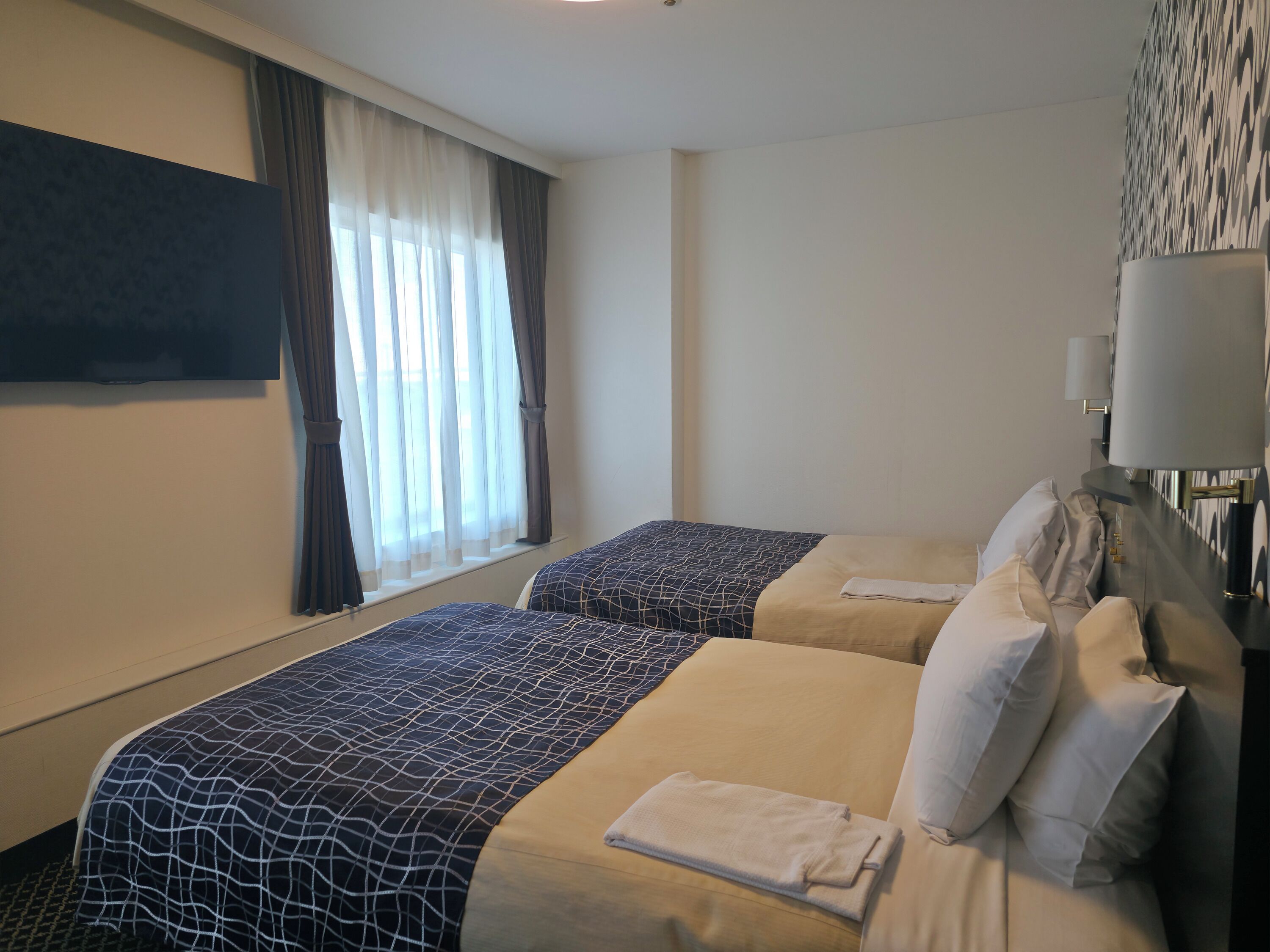 Standard Twin Room, Non Smoking, Ocean View | Premium bedding, desk, laptop workspace, blackout drapes