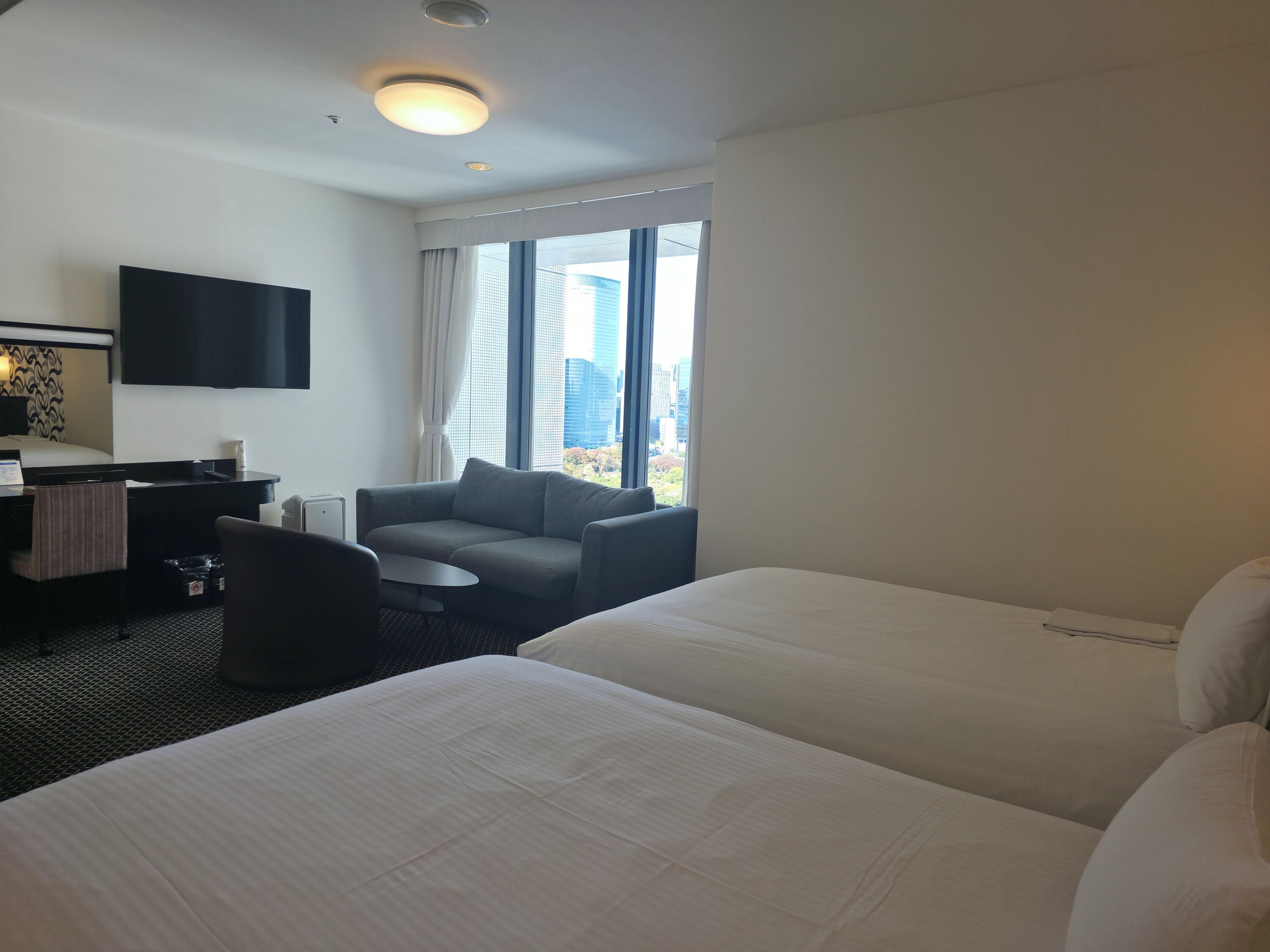Executive Twin Room Non Smoking Hamarikyu Gardens View | Premium bedding, desk, laptop workspace, blackout drapes