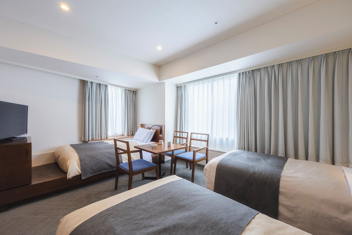 Chambre Triple, non-fumeur (High Floor)