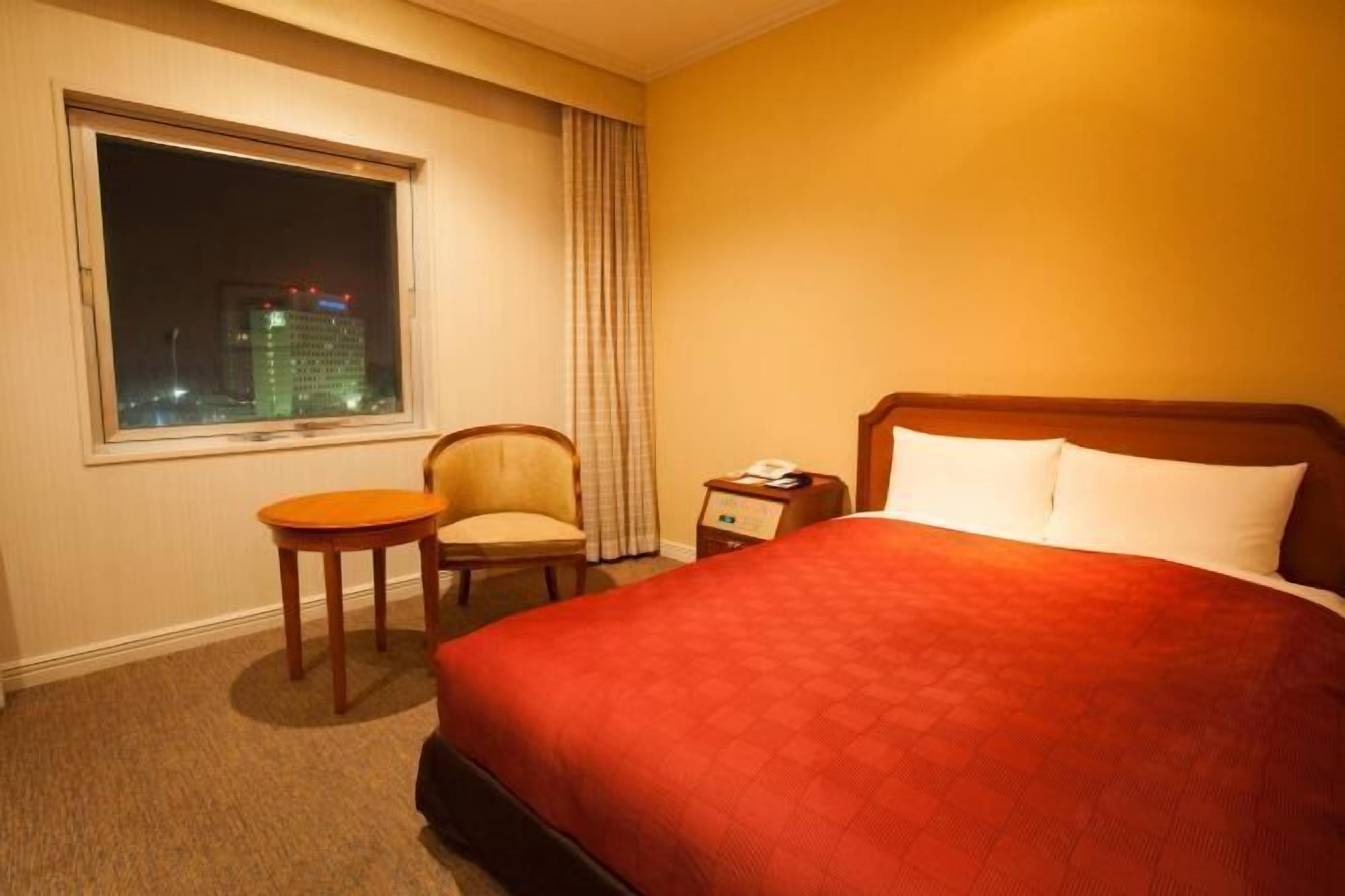 Desk, blackout curtains, iron/ironing board, cots/infant beds