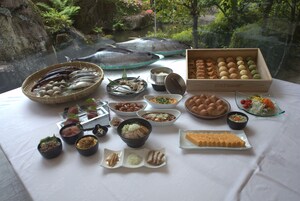 3 restaurants, breakfast, dinner served; local cuisine