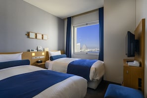 Casual Twin Room,Bay view, Non Smoking | Premium bedding, down duvets, desk, blackout curtains