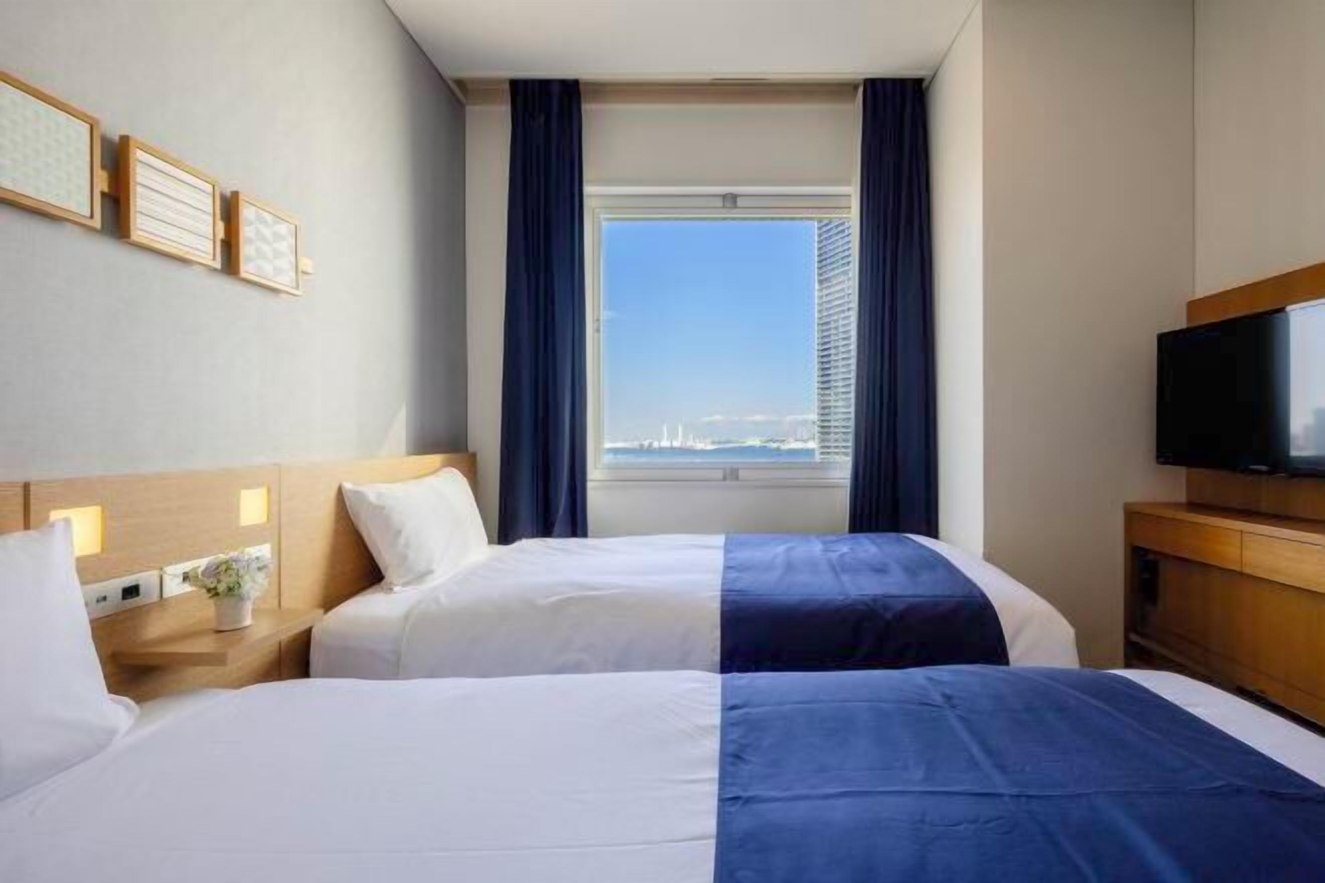 Ropa de cama de alta calidad, edredón, escritorio y cortinas blackout 