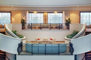 Lobby - Embassy Suites by Hilton Tampa Downtown Convention Center (Tampa)