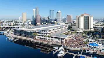 บริเวณภายนอก