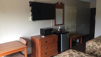 Standard Double Room | Room amenity