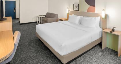 Spark by Hilton Grand Island