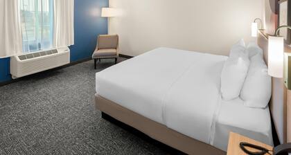 Spark by Hilton Grand Island