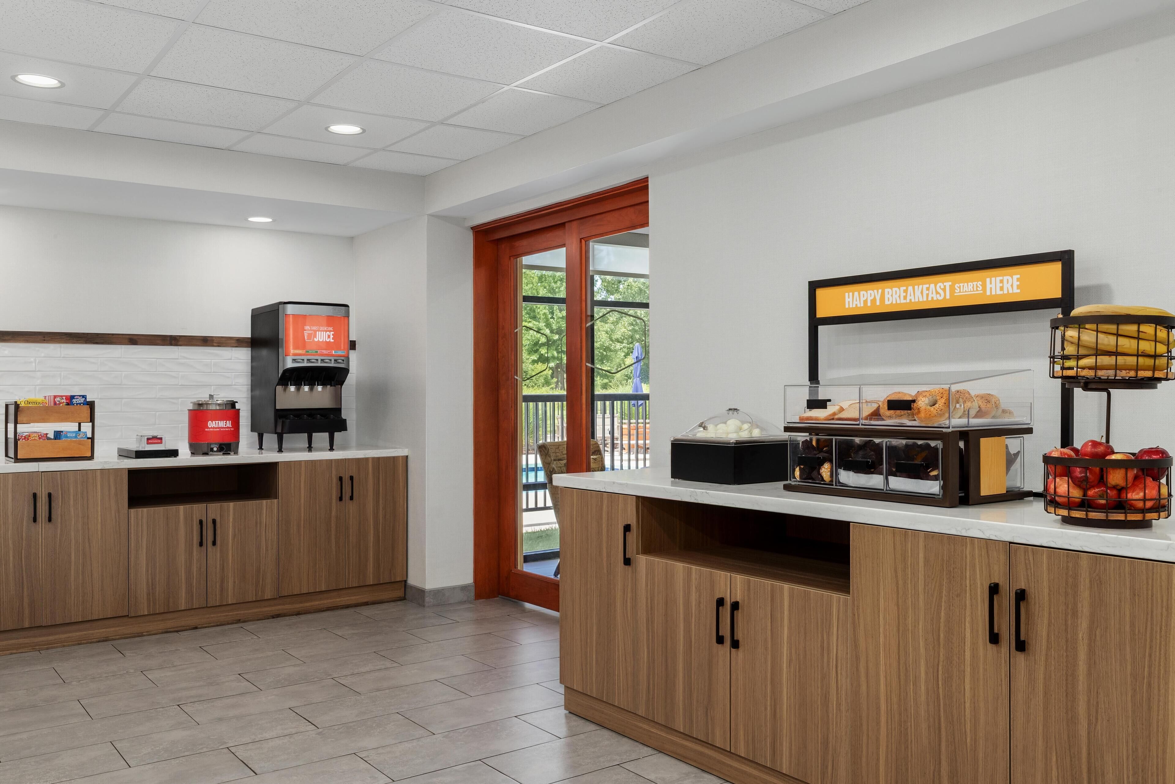 Free daily continental breakfast