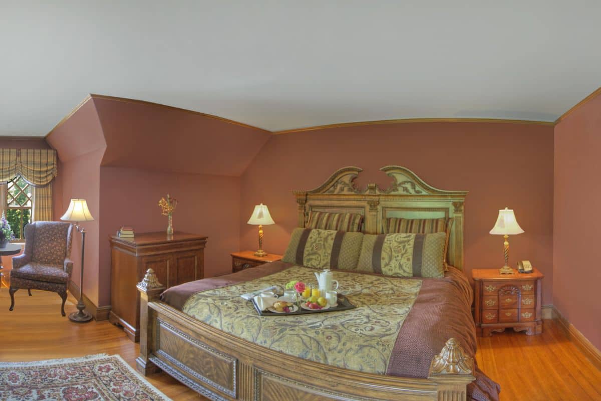 Standard Room, 1 King Bed