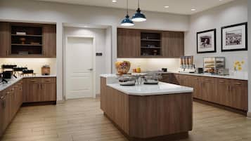 Free daily buffet breakfast