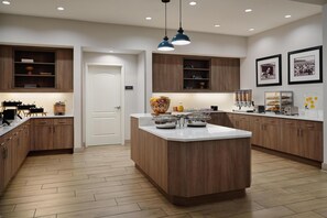 Gratis frukostbuffé varje dag 