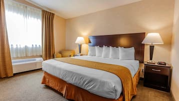 In-room safe, individually decorated, individually furnished, desk