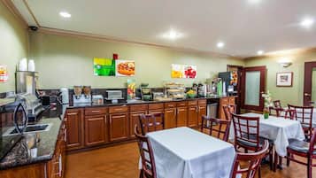 Free daily buffet breakfast