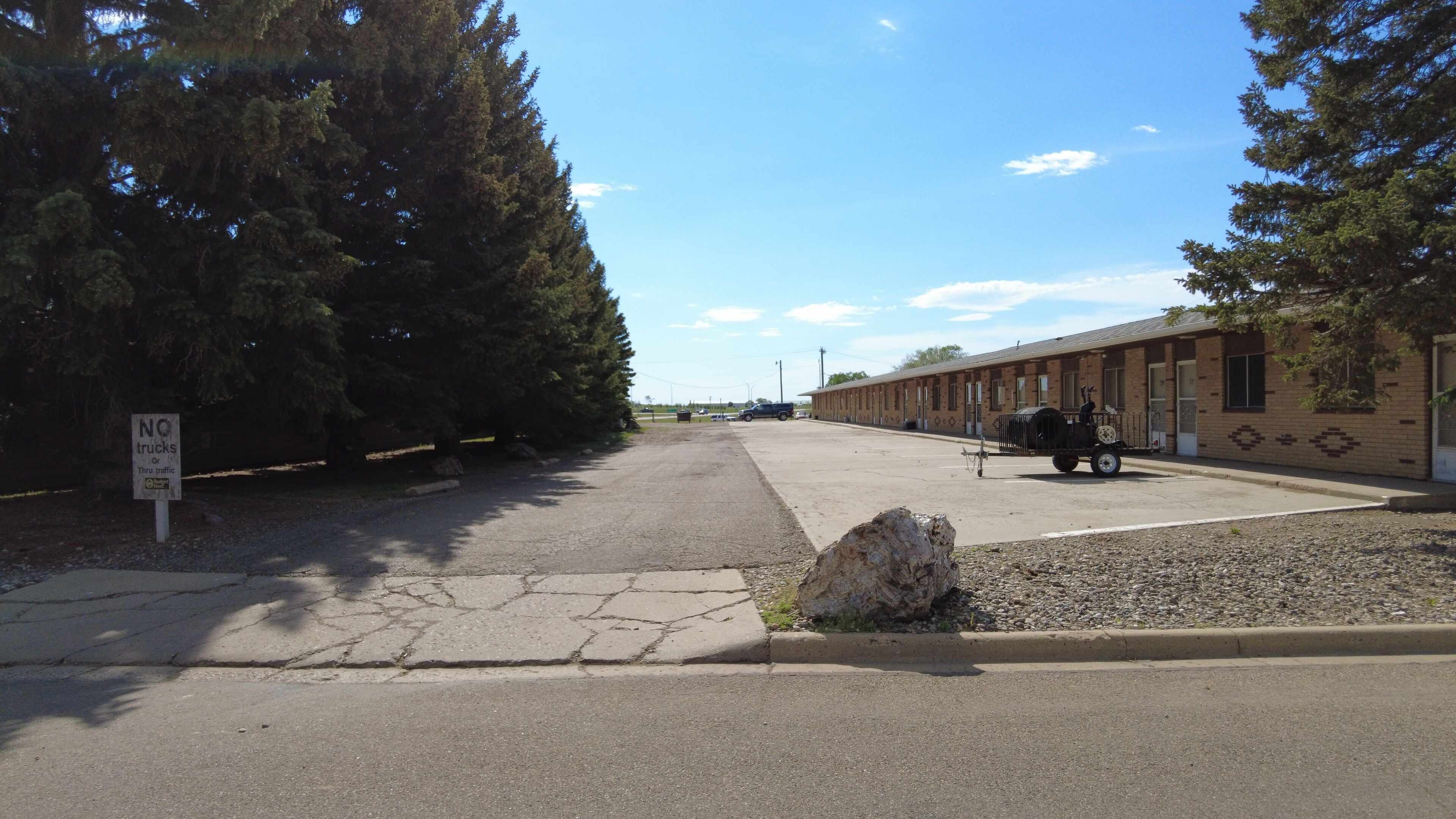 Budget Host 4 U Motel