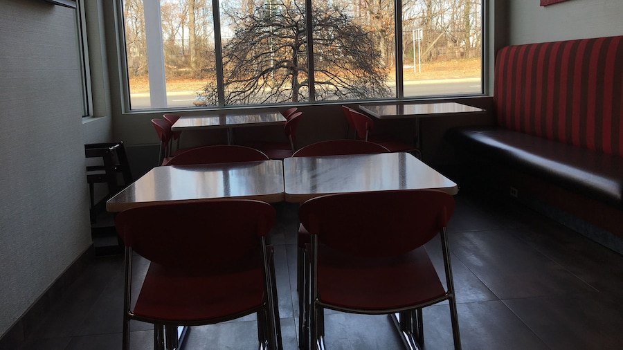 Ramada by Wyndham Rockville Centre