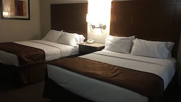 1 bedroom, Egyptian cotton sheets, premium bedding, down duvets