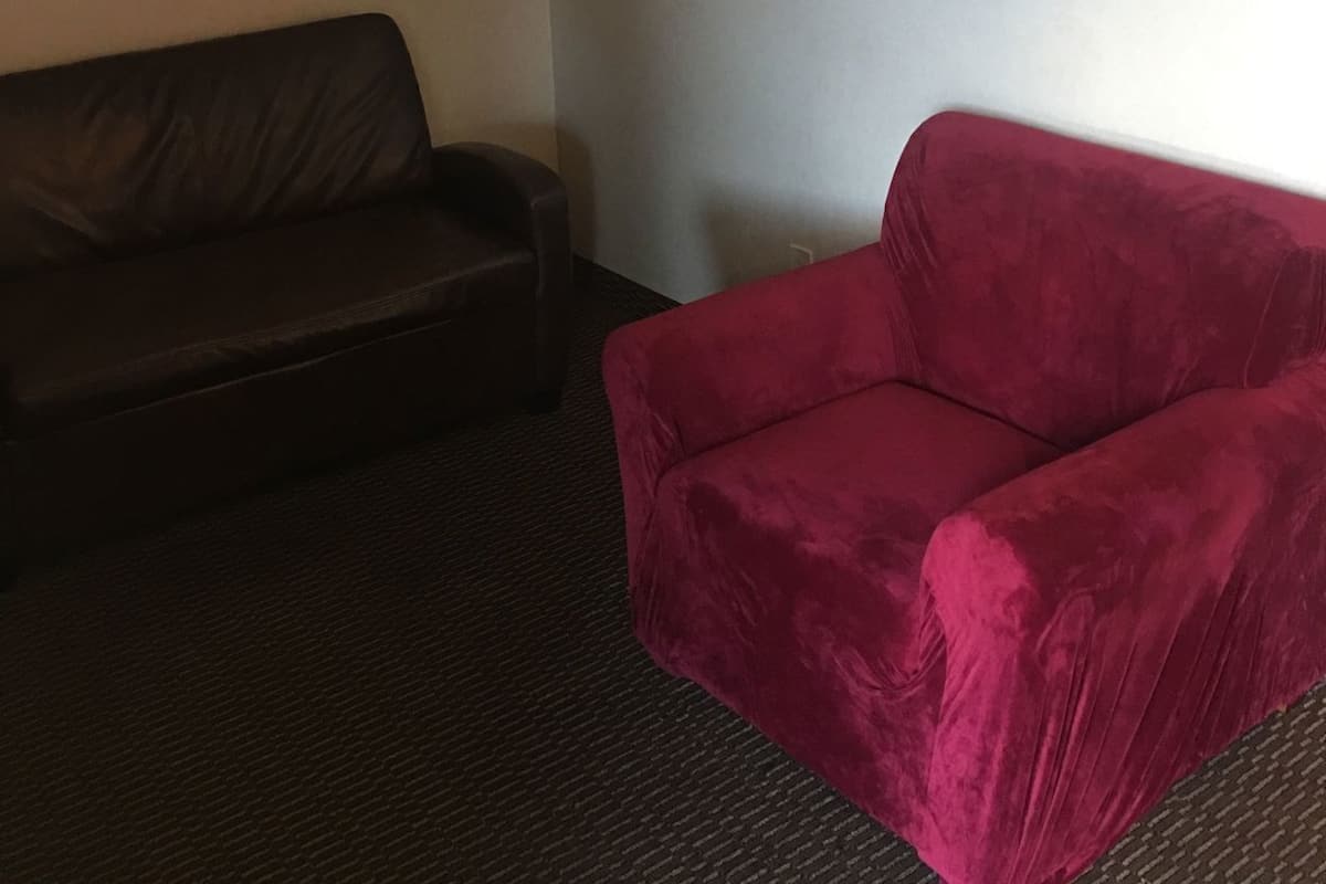 Living area | 32-inch flat-screen TV with satellite channels, TV, MP3 dock