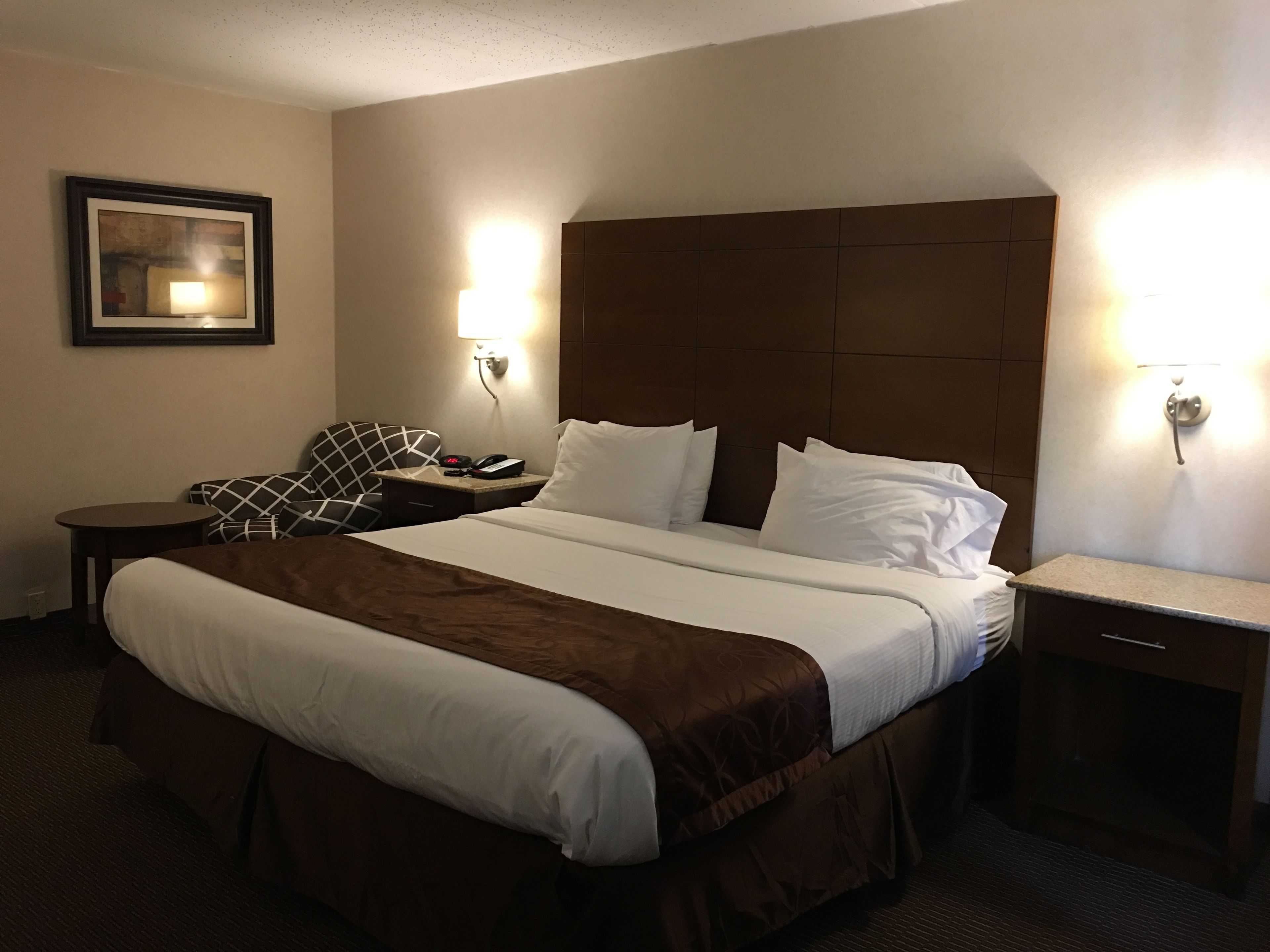 Photo - Ramada by Wyndham Rockville Centre