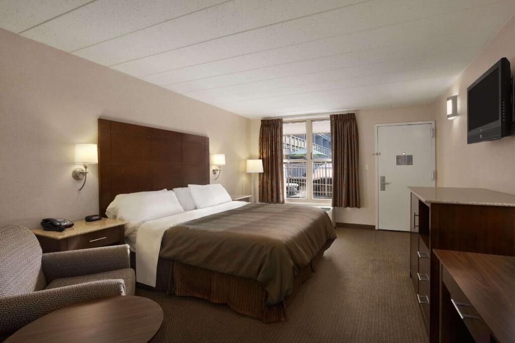 1 sovrum, egyptiska bomullslakan och sängtillbehör av högsta kvalitet