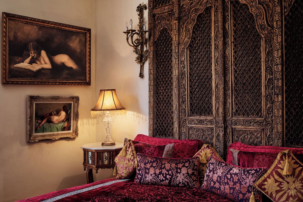 Royal-Doppelzimmer, 1 King-Bett | 1 Schlafzimmer, Minibar, Zimmersafe, individuell dekoriert