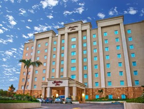 Exterior - Hampton Inn by Hilton Tampico Aeropuerto (Tampico)