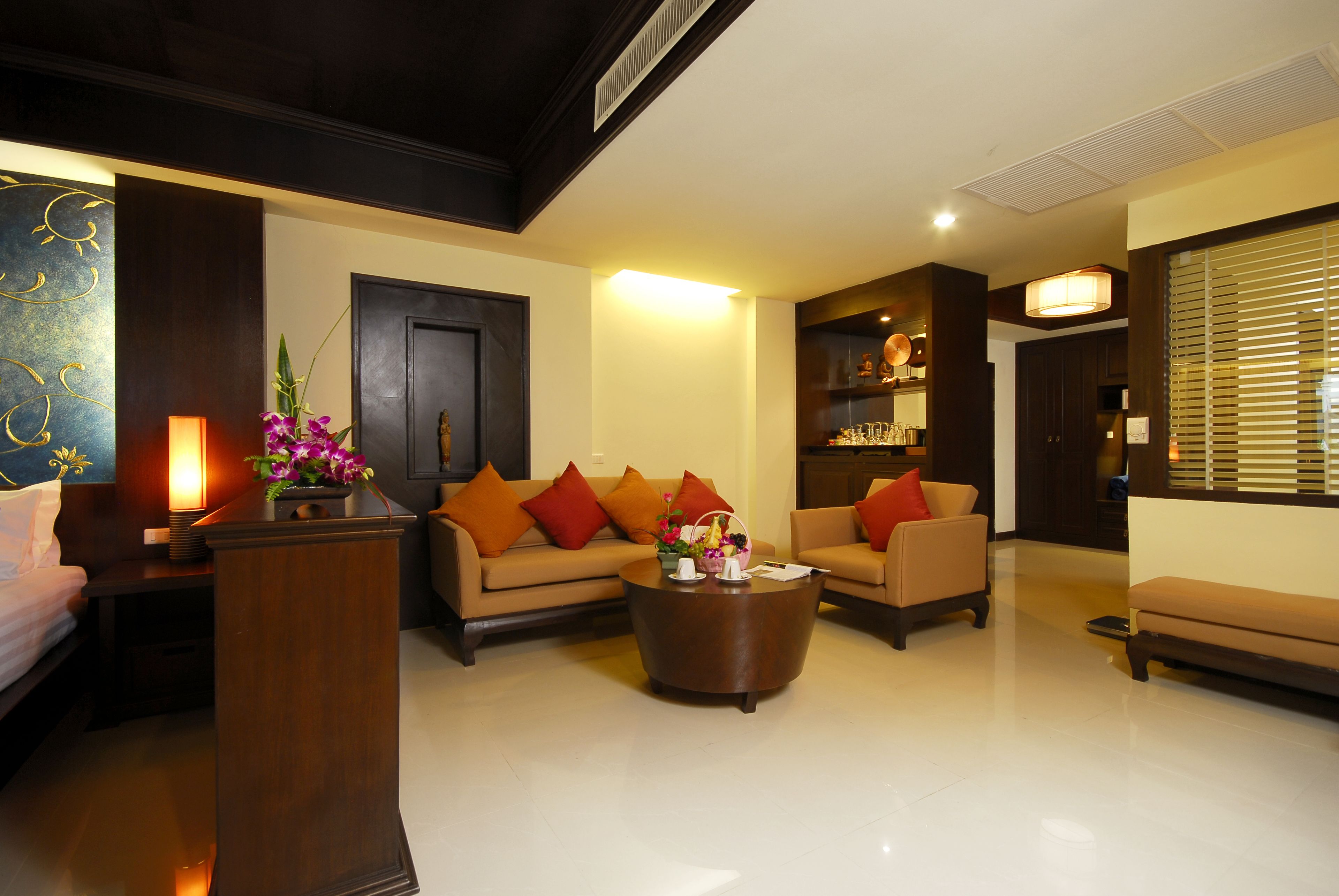 orchid jacuzzi suite | in-room safe, desk, iron/ironing board, free wifi